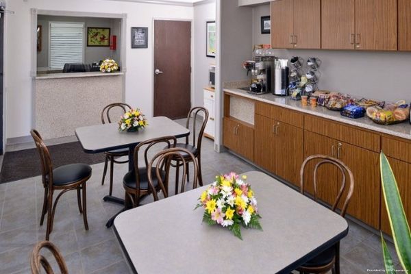 Briarwood Inn of Geneva